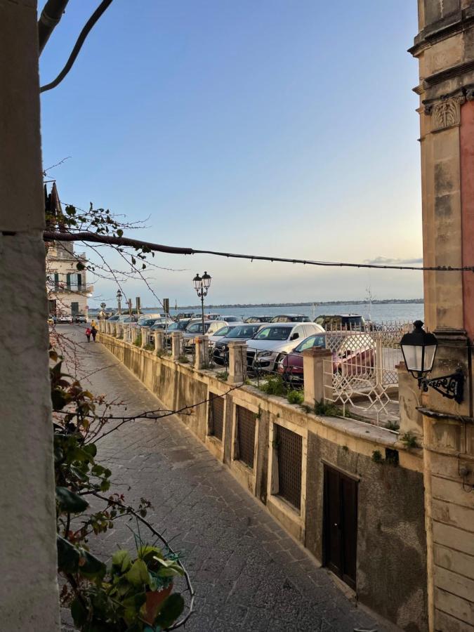 Perla Marina Syracuse Exterior photo